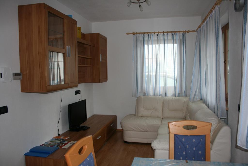 Luech Da Boerz Apartment Antermoia Room photo